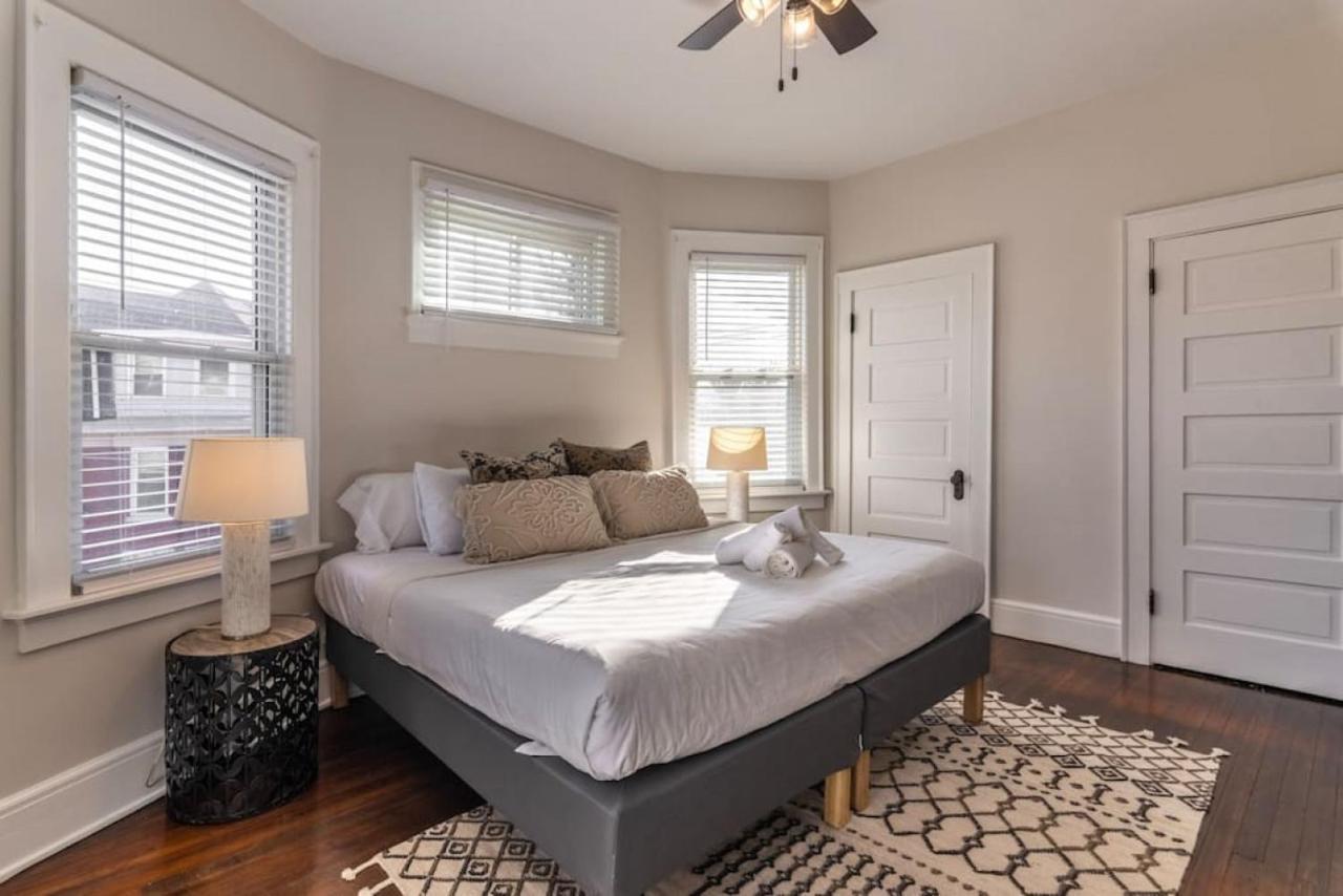 Deluxe 6 Bedroom 3 Min To Downtown W 2-car Driveway Casa de férias Cincinnati